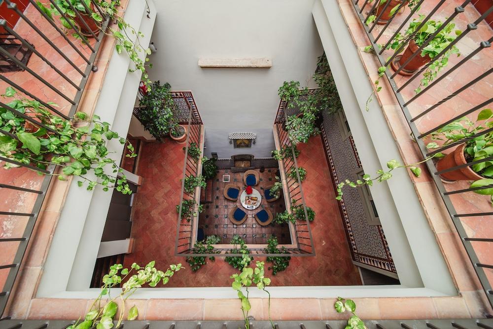 Hotel Boutique Casas De Santa Cruz Seville Exterior photo