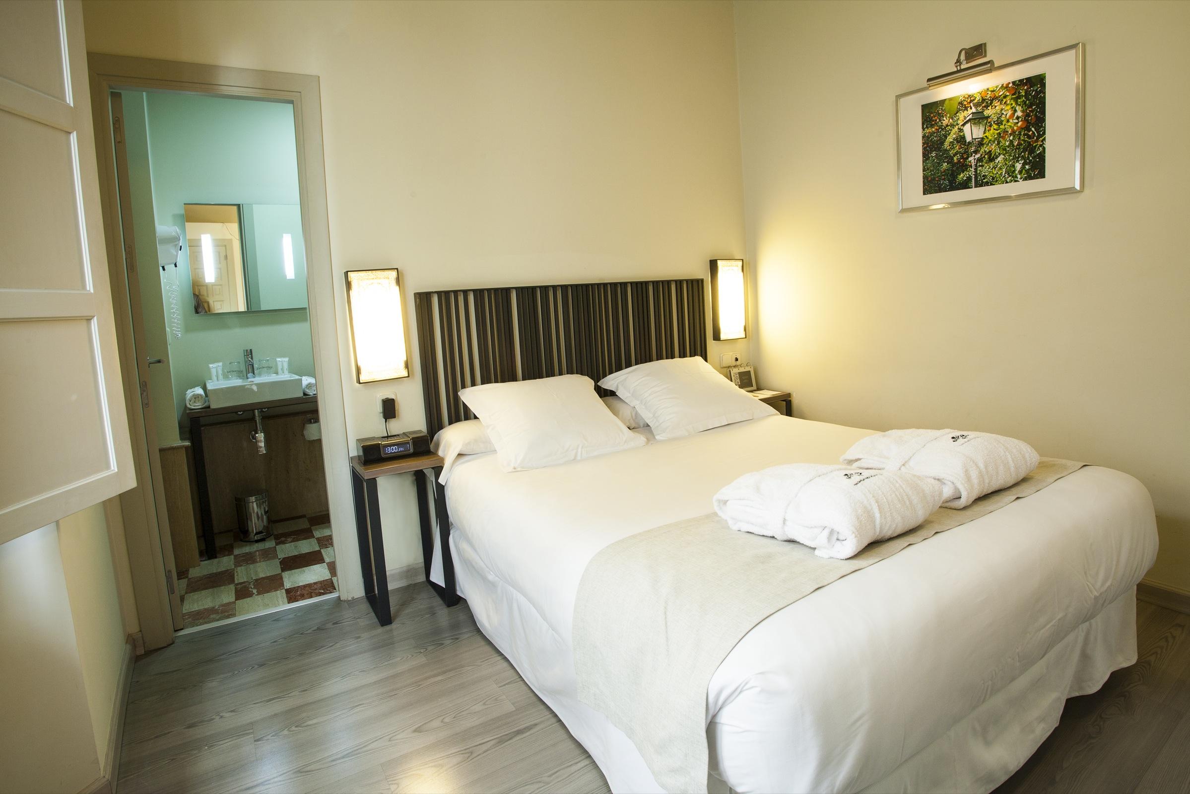 Hotel Boutique Casas De Santa Cruz Seville Exterior photo
