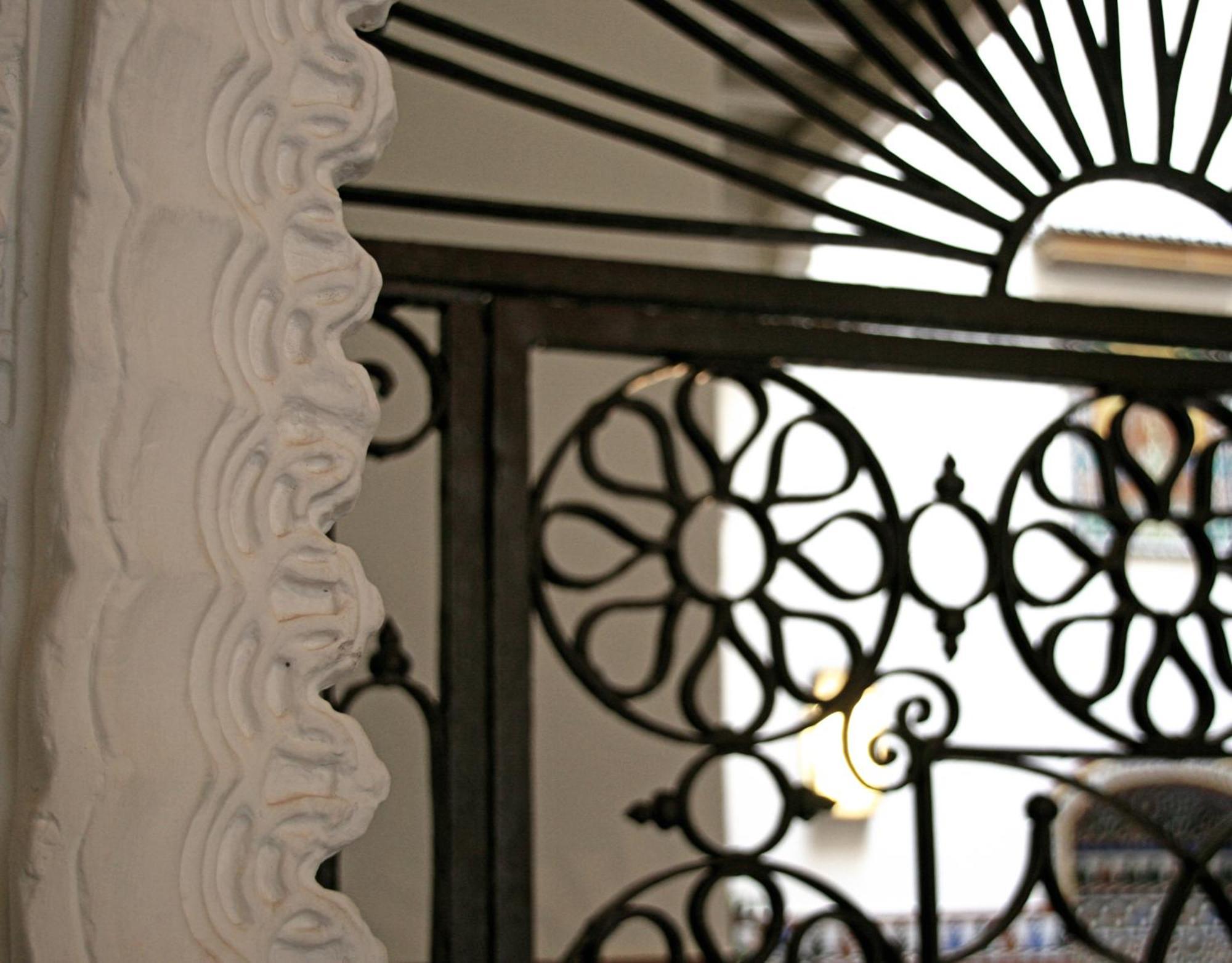 Hotel Boutique Casas De Santa Cruz Seville Exterior photo